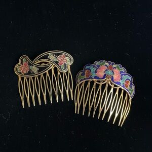 Lot of two Cloisonné Combs